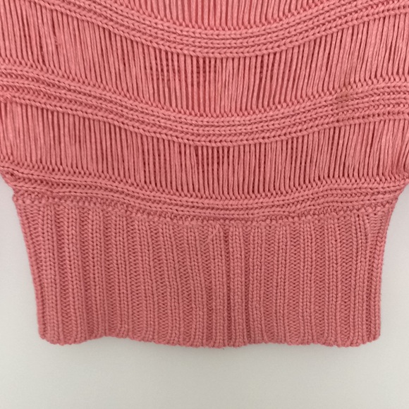 Pink knit crop top - Picture 4 of 5